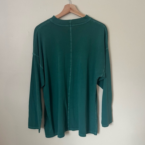 Free People We the Free Long Sleeve Evergreen Oversized Top Small Granola NWOT - Picture 2 of 5